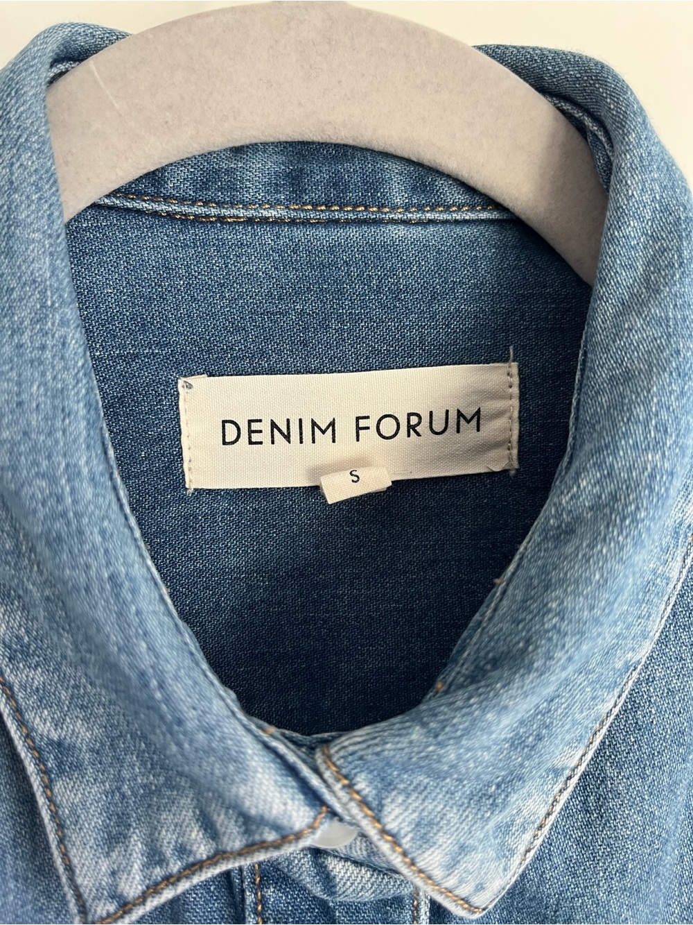 Denim Forum Two-Tone Denim Button-Down Shirt🥰🥰🥰 - Picture 8 of 11